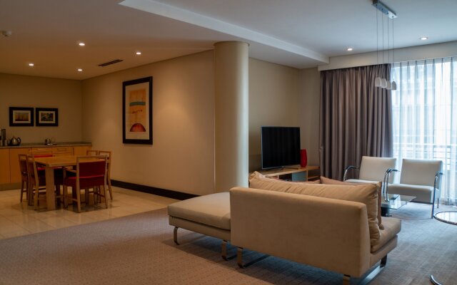 Raphael Penthouse Suites