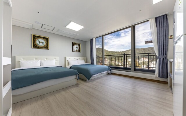 Yeosu Jin Arirang Hostel