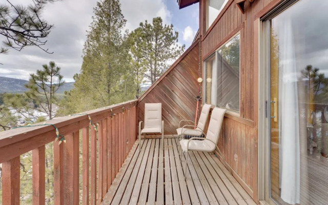 Walk to Lifts: Ski-in/ski-out Angel Fire Condo