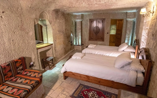 Kemerhan Hotel & Cave Suites