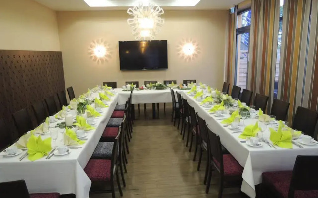 Euro Rastpark Zum Eichenzeller