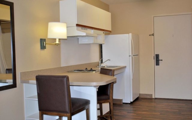 Extended Stay America Newark Woodbridge