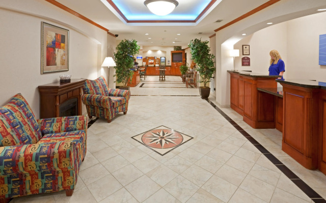 Holiday Inn Express Hotel & Suites Decatur, an IHG Hotel