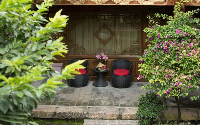 Lijiang Ivy Garden Mountain View Hotel