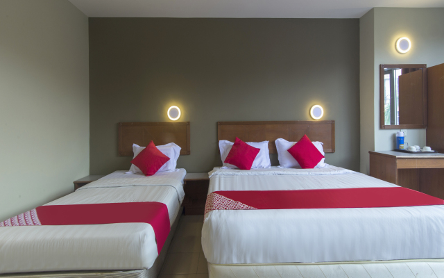 Super OYO 828 Comfort Hotel Shah Alam