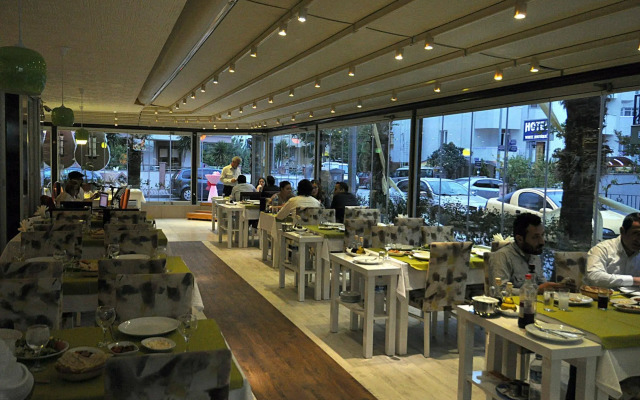 Sato Hotel Lara