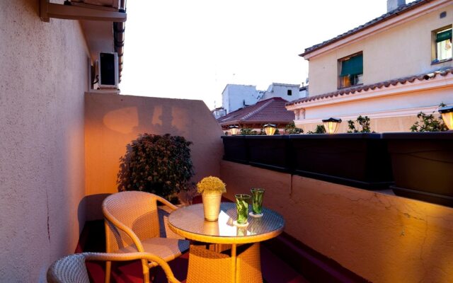 THC Tirso Molina Hostel