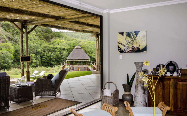 Amakhosi Safari Lodge and SPA