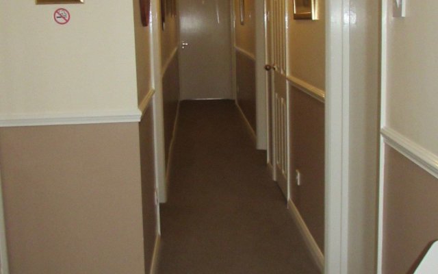 Old Coach House Motel