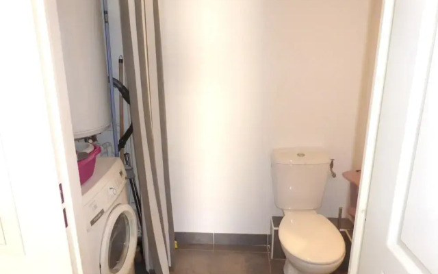 Apartment With 2 Bedrooms in La Seyne-sur-mer, With Furnished Terrace