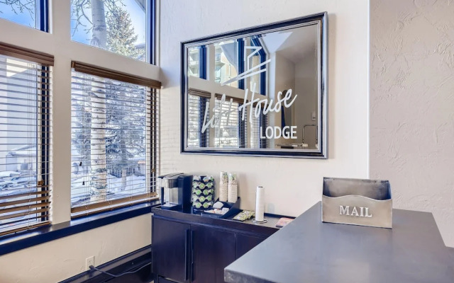 Lift House Lodge, Remodeled Downtown Lionshead Studio Condo