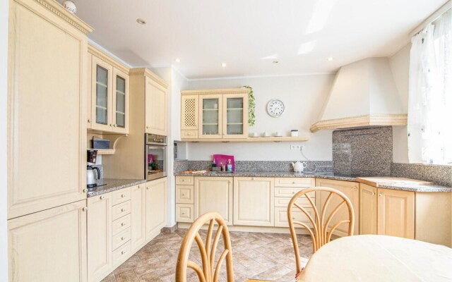 Awesome Apartment in Gdynia With Wifi and 2 Bedrooms