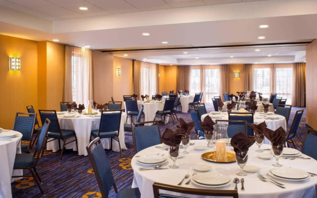 Courtyard by Marriott Providence Downtown