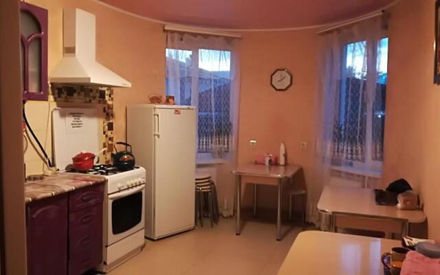 Guest House on Novorossiyskaya 84