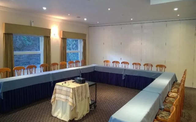Regency Suites Boutique Hotel