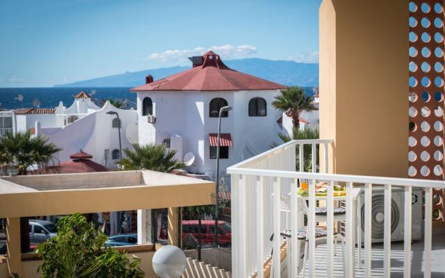 Y1DA Chic studio in 'Playa de LasAmericas'