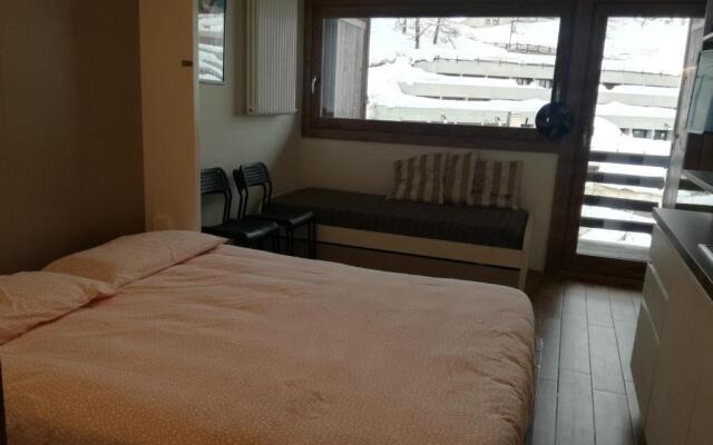 Cielo Alto Studio Apartment