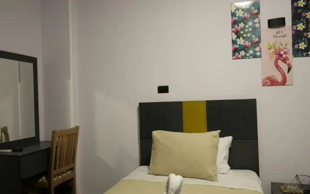 Good Season Hotel