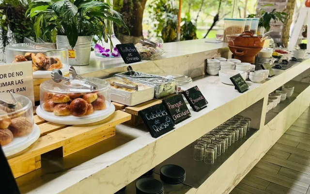 Rancho Macloy Hotel Spa & Social Events