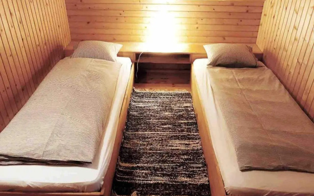 Peaceful Nature Cabin Jolly
