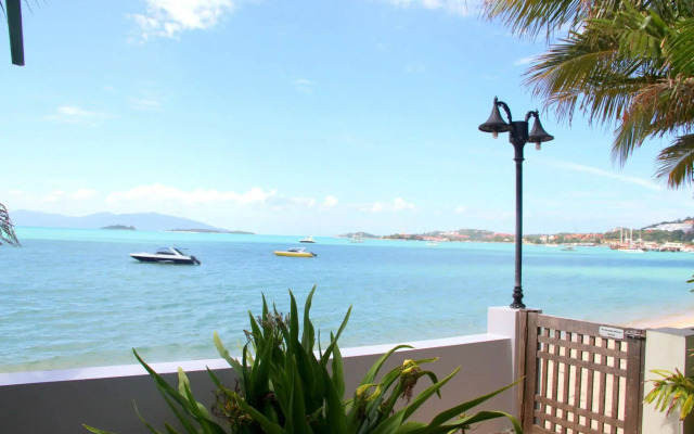 The Boardroom Beach Bungalows