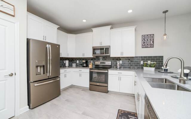 9 Bdrm Champions Gate Villa