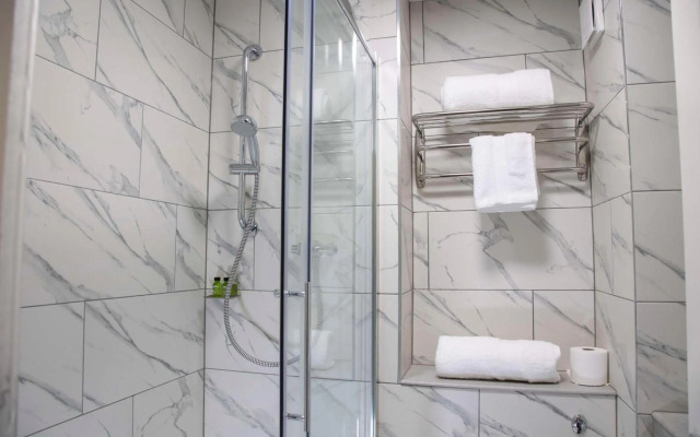 Best Western Manor Hotel
