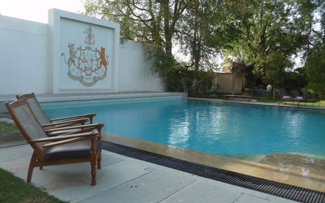 Bijay Niwas Palace 14 Kms from Rampura Agucha