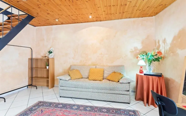 Castello Ursino Balcony Apartment