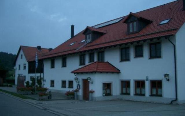 Gasthaus Pension Zum Linka