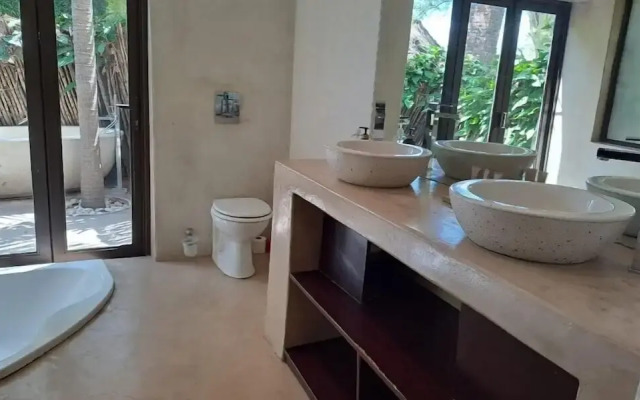 Joyous Luxuries Guesthouse