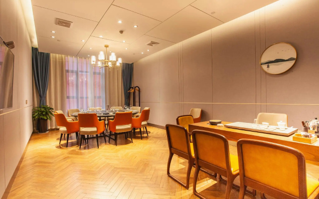 Yuanguang Hotel