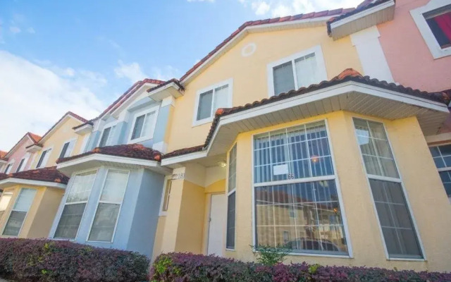 Royal Fiesta Key Townhouse by RedAwning