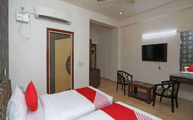 OYO 17257 Stay Inn