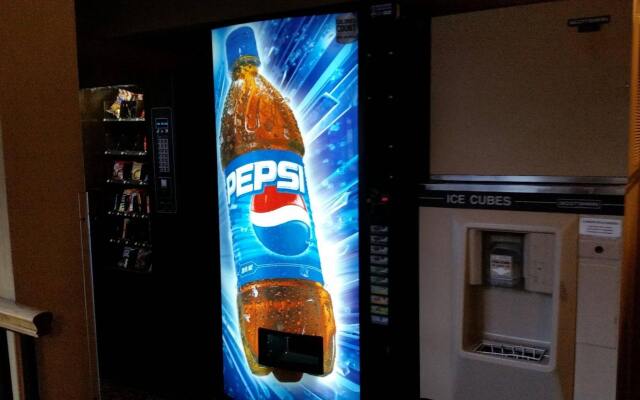 Days Inn & Suites by Wyndham Spokane