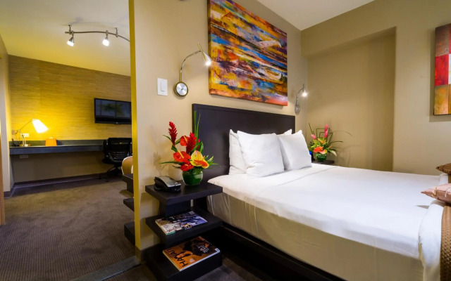 Vive Hotel Waikiki