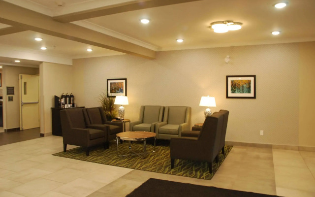 Best Western Plus Fort Saskatchewan Inn & Suites