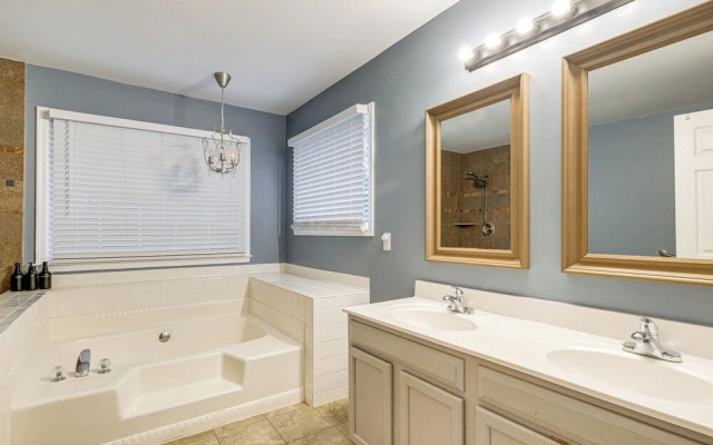 Family Retreat w/ Fenced Yard in Woodbridge!