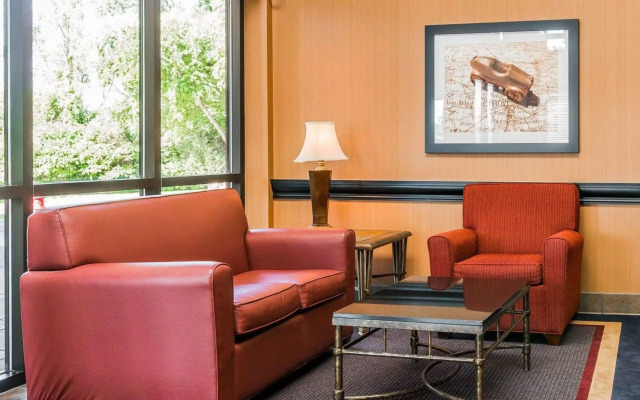 Quality Inn Auburn Hills - Detroit North