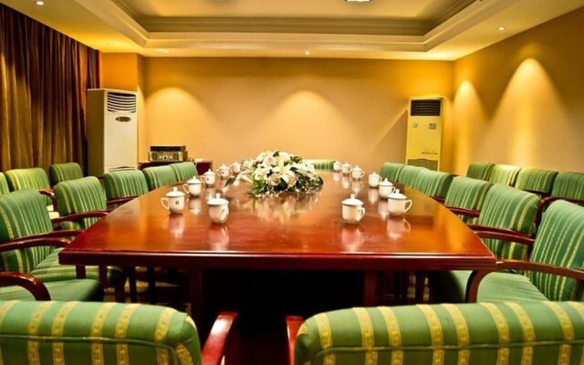 New Zhongxun Business Hotel