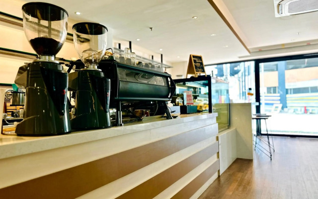 T+ Hotel Macallum