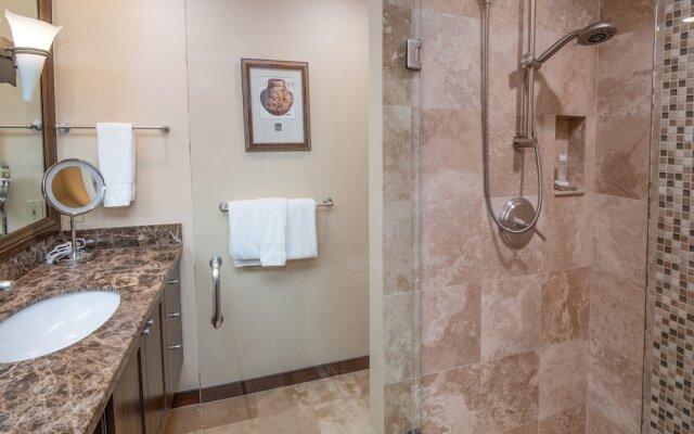 Highlands Slopeside Townhome #18 3 Bedroom Condo by RedAwning