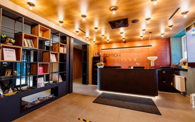 Hotel Color