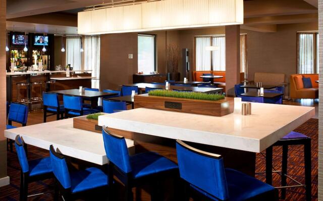 Sonesta Select Detroit Novi