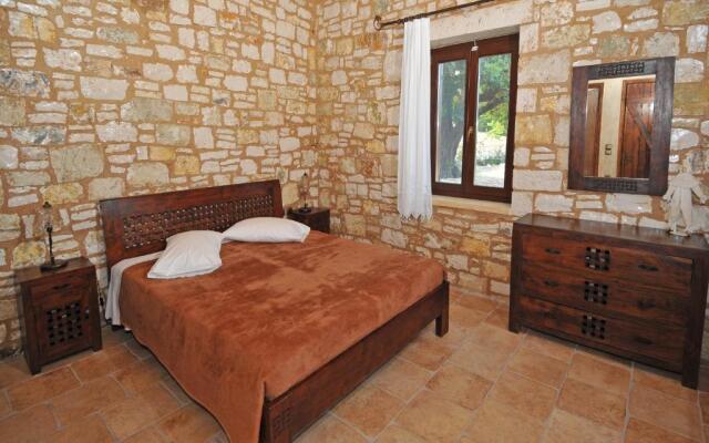 Villa Koutsoypia Stone House