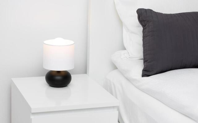 Apartment Platynowa Gdansk by Renters