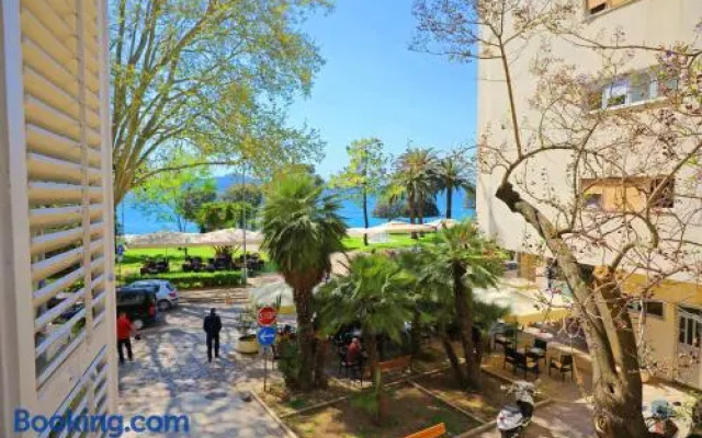 Sea Organ Apartments