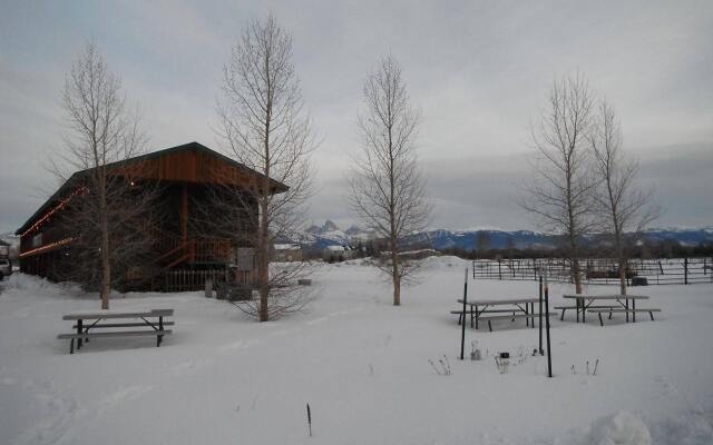 Teton Peaks Resort