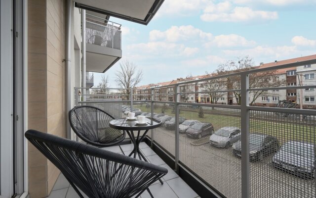 Klimasa White&blue Apartment by Renters