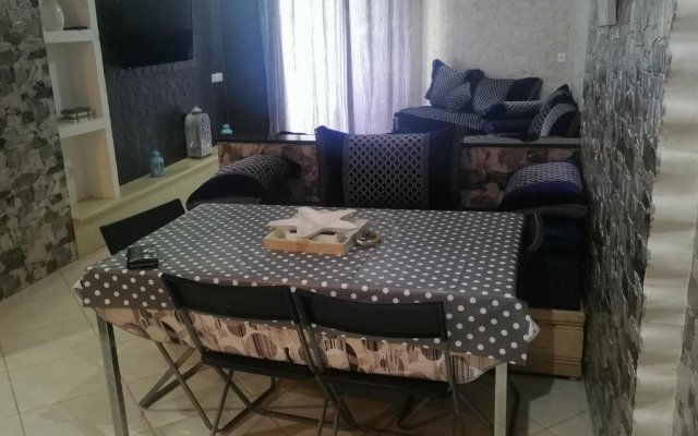 2 bedroom apartment in Assilah City in front of the beach and swimming pool